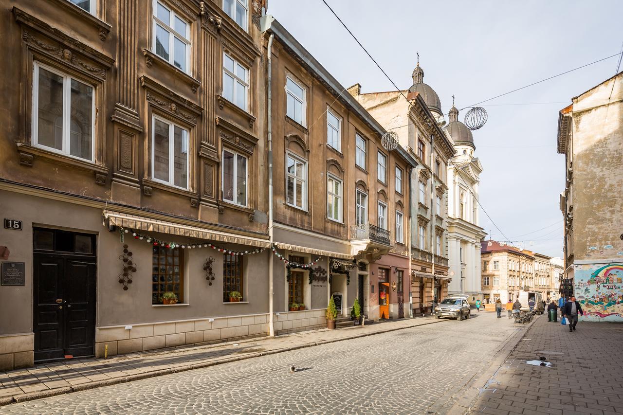 Apartment Krakivska 15 Lviv Bagian luar foto