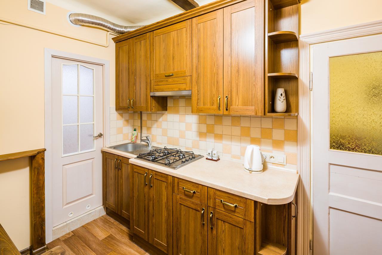 Apartment Krakivska 15 Lviv Bagian luar foto
