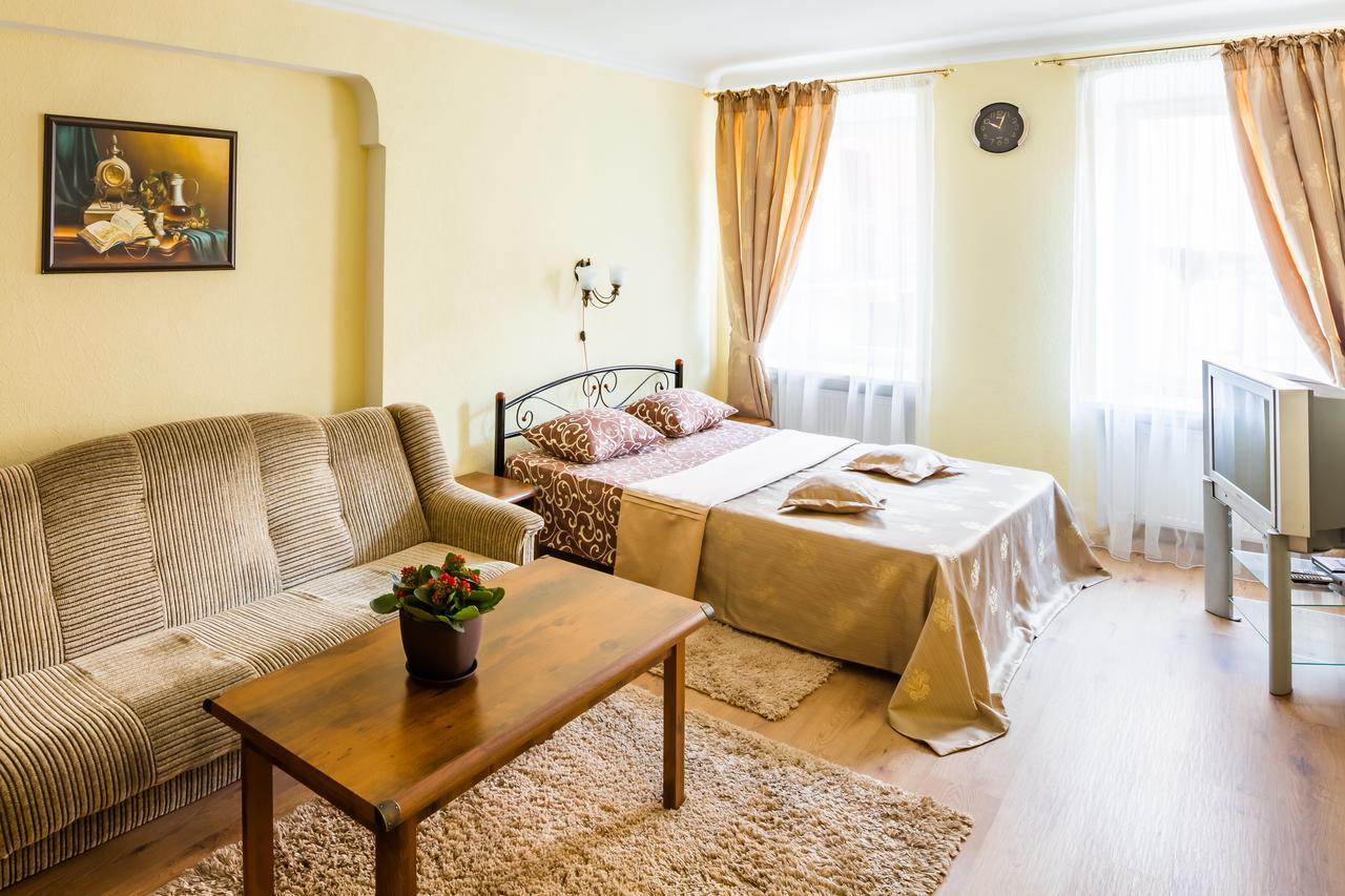 Apartment Krakivska 15 Lviv Bagian luar foto